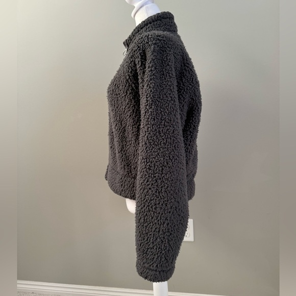 Hollister Teddy Bear Fleece Cropped Jacket - Picture 2 of 7